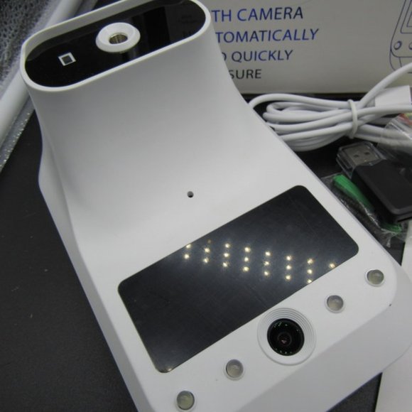 INFRARED THERMOMETER Hk3. NIB - Picture 5 of 8